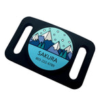 AirTag ケース 迷子札 Airtag ホルダー 保護カバー 犬 猫用 シリコン製 軽量防水防錆 名前 タグ無料刻印対応 山と森の自然デザイン ペット首輪アクセサリー 落下防止 紛失防止 エアタグホルダー 互換性あり