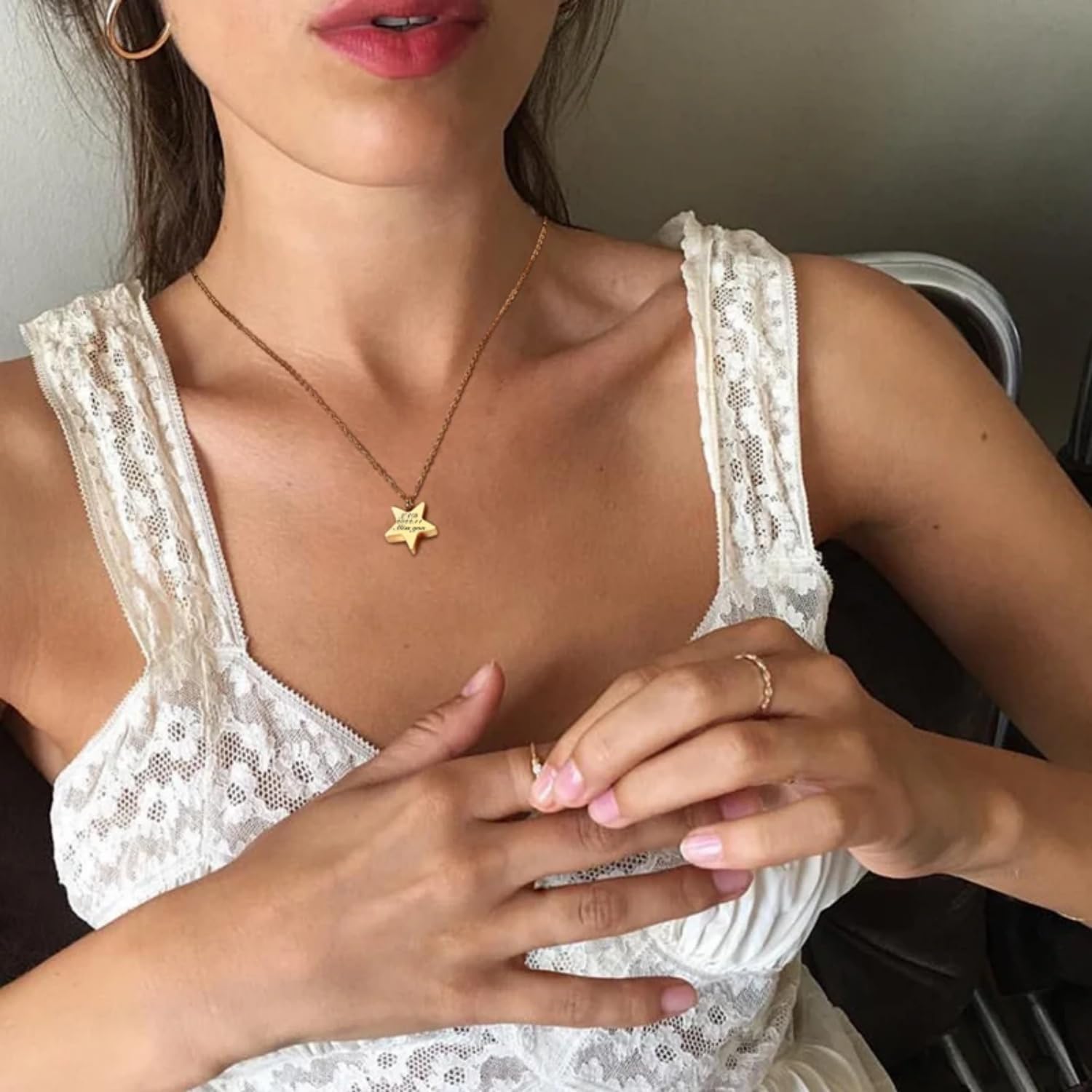 [snuggle snout] 遺骨ペンダント 刻印 ステンレス製 防水 ペットロス 遺骨カプセル 手元供養 メモリアル 遺骨アクセサリー ペット骨入れ 分骨 遺骨入れネックレス 記念ジュエリー (ブラック, チェーンサイズ50+5cm)