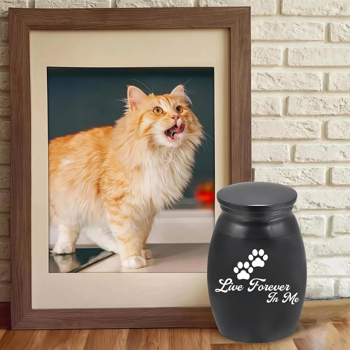 ミニ骨壷 カスタマイズ可能 手元供養用 遺骨入れ 納骨容器 カスタム 人骨 ペット 犬 猫 記念ジュエリー シルバー ブラック ネジ式 アルミニウム 手元供養 分骨つぼ 彫刻 大容量 (カスタマイズ不可30*40mm鋼色)