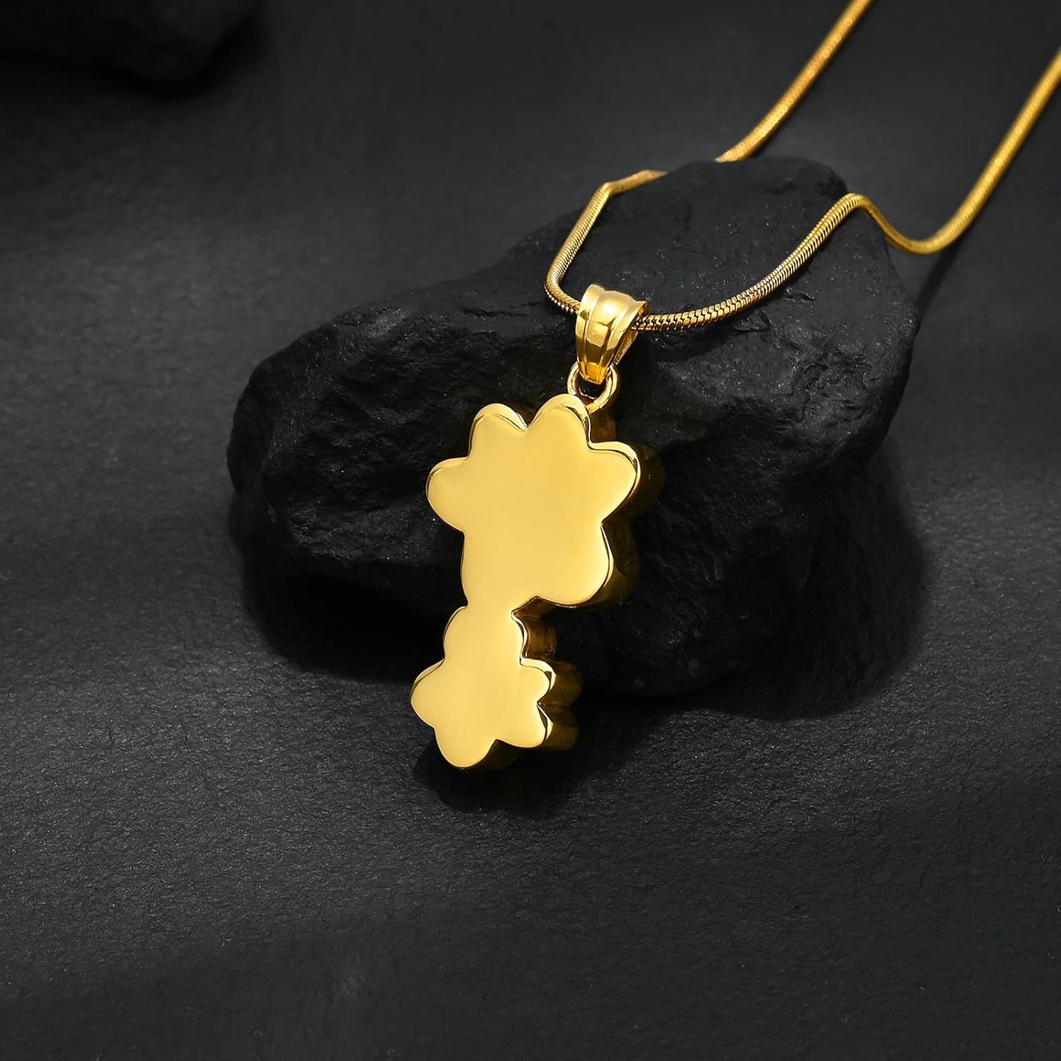 遺灰のための骨壷のネックレス 犬のペットの灰のネックレス 肉球の記念の灰 記念品 火葬の宝石類 女性犬および猫愛好家のためのギフト